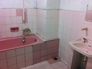 Catellya Guest House Cipaku Bandung Ngoại thất bức ảnh